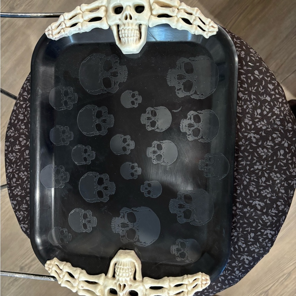 Black Skull Serving Tray